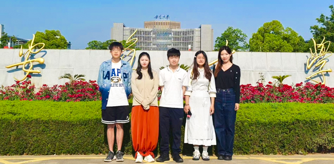 安徽醫(yī)科大學(xué)臨床醫(yī)學(xué)院學(xué)子在全國大學(xué)生英語競賽（安徽賽區(qū)）決賽中榮獲一等獎